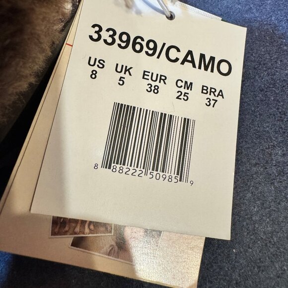 Women's BOBS by Skechers Camo Faux Fur Slip-On Slippers - Picture 3 of 10